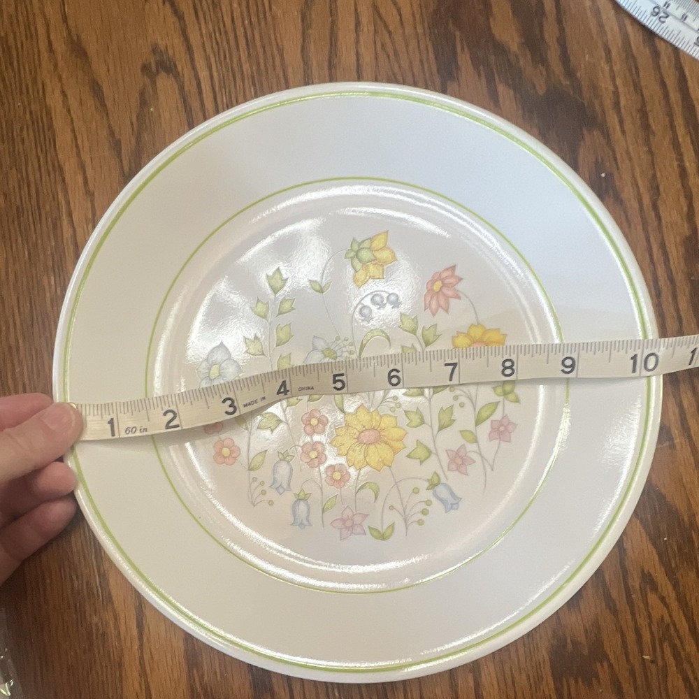 Corelle - Picture 4 of 8